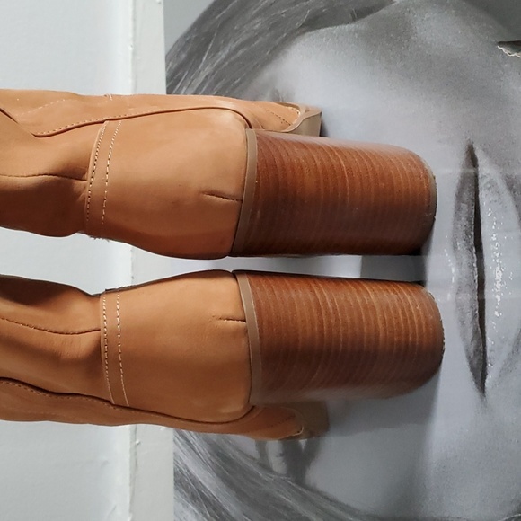 JLO Over-the-Knee Parid Boots - Picture 6 of 10